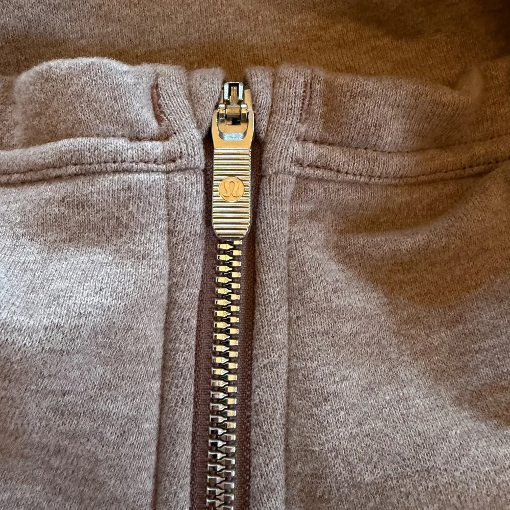 Lululemon sweater jacket, size 12,  cream/light blush - Picture 7 of 7